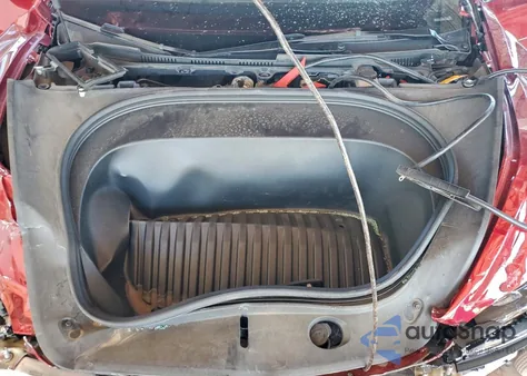 2024 Tesla Model 3 из США, поврежденный, VIN 5YJ3E1EA4RF830646